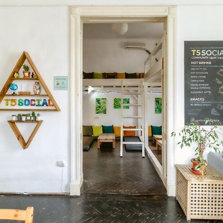 הוסטל בוקרשט T5 Social מראה חיצוני תמונה